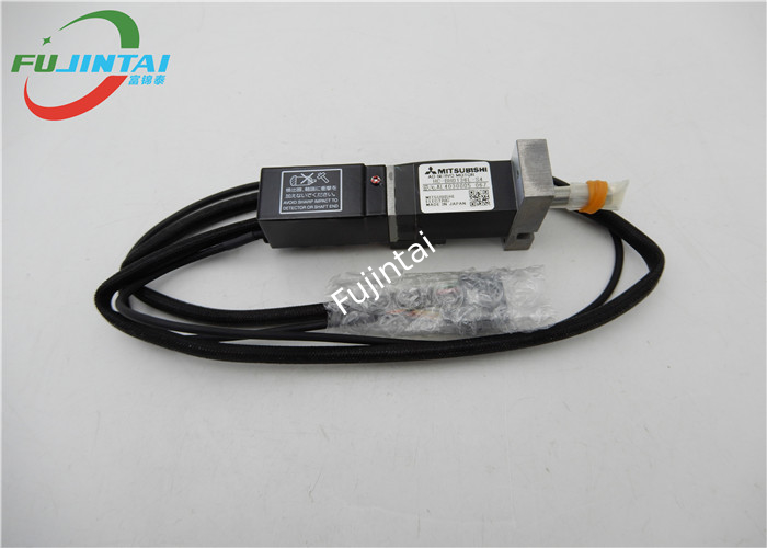 JUKI FX-1 FX-1R LT2 Juki Spare Parts كبل محرك سيرفو ASM AC10W HC-BH0136L-S4 L815E8210A0