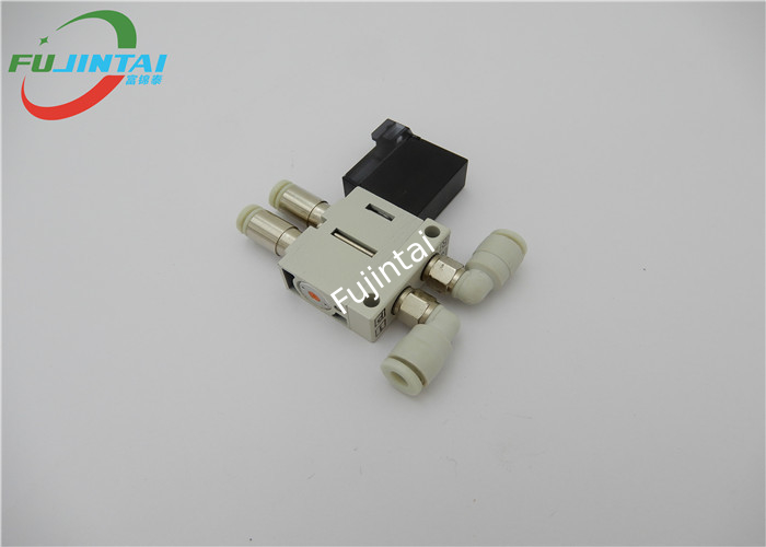 قطع غيار JUKI 750760 SMT صمام كهرومغناطيسي ASM E25117250A0 VQD1121W-5MO-C4-X8